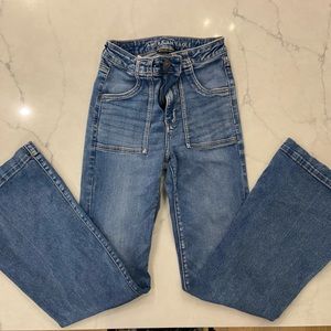 American Eagle next level stretch